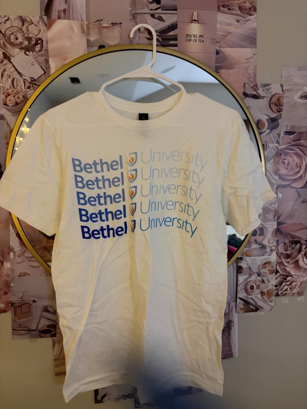 Mens White Graphic Logo Tee